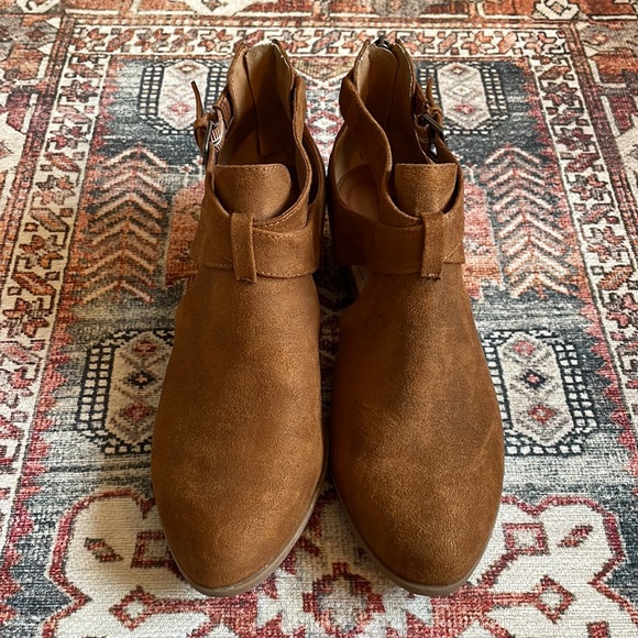 [Indigo Rd] Shoes - Picture 2 of 6